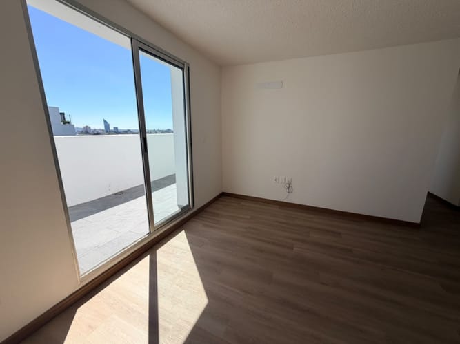 ALQUILER APARTAMENTO DE 3 DORMITORIOS A ESTRENAR EN TRES CRUCES PISO 10 AL FRENTE CON AMPLIA TERRAZA · Foto 5