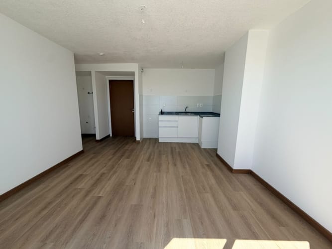 ALQUILER APARTAMENTO DE 3 DORMITORIOS A ESTRENAR EN TRES CRUCES PISO 10 AL FRENTE CON AMPLIA TERRAZA · Foto 8