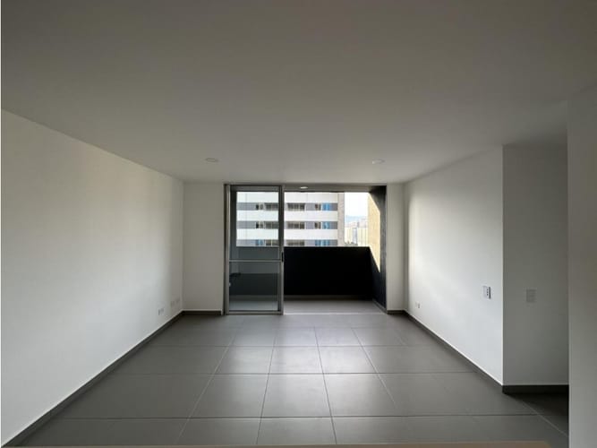 Apartamento de 3 alcobas en venta en Simesa, Medellín, 75 m² · foto 2 de 16