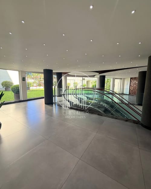 3702 | EXCLUSIVO APTO DE 1 DORMITORIO CON BALCÓN PRIVADO Y GARAJE, PRÓXIMO A TRES CRUCES · Foto 1