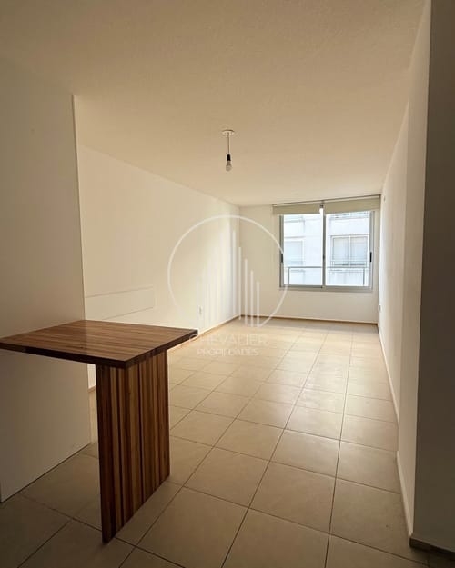 3702 | EXCLUSIVO APTO DE 1 DORMITORIO CON BALCÓN PRIVADO Y GARAJE, PRÓXIMO A TRES CRUCES · Foto 3