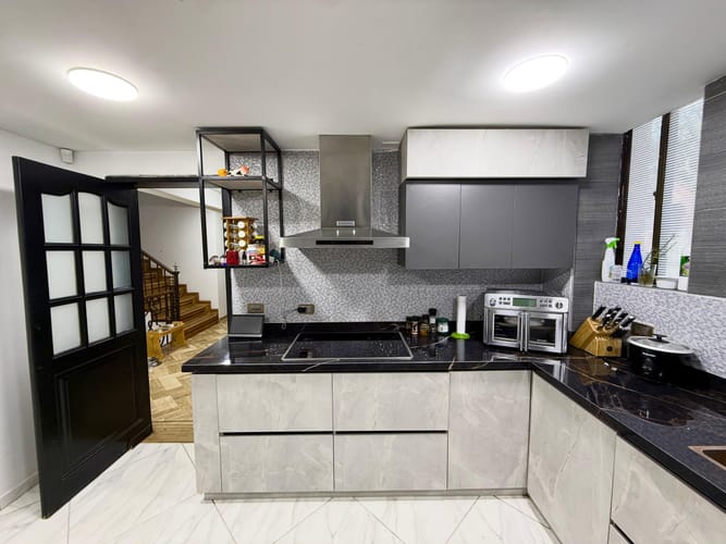 Casa de 3 alcobas en venta en El Poblado, Medellín, 320 m² · foto 6 de 24
