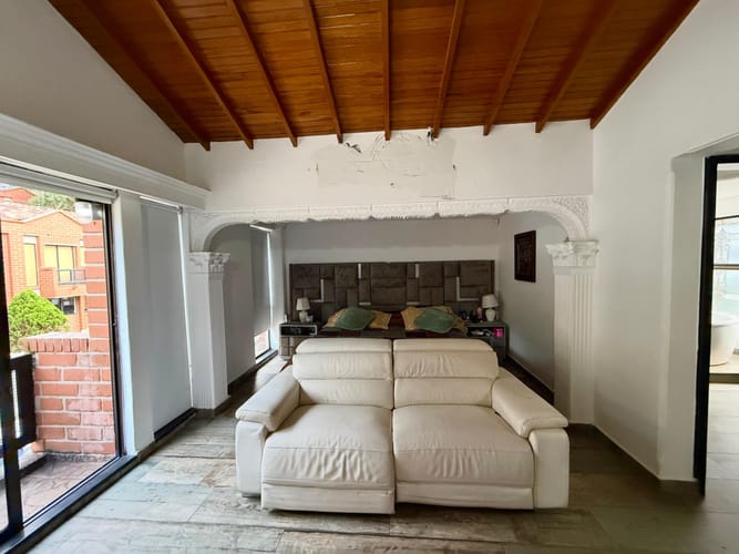 Casa de 3 alcobas en venta en El Poblado, Medellín, 320 m² · foto 24 de 24