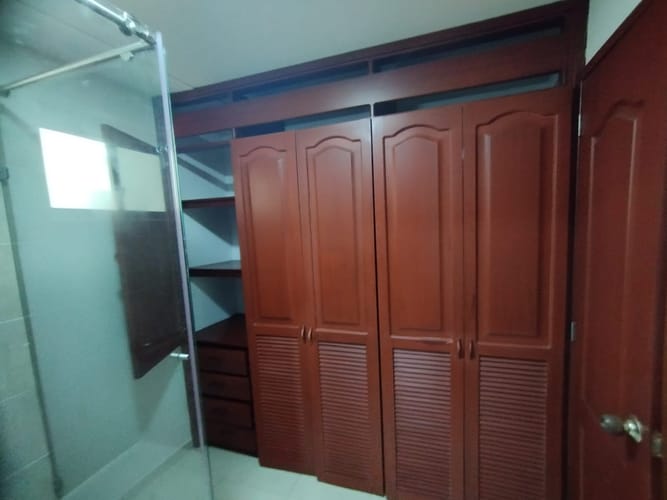 Casa de 3 alcobas en arriendo en Picaleña Y Mirolindo, Ibagué, 210 m² · foto 6 de 21