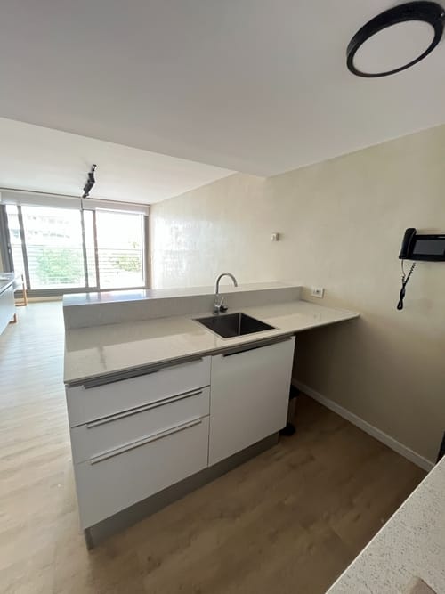 ALQUILER APARTAMENTO PUNTA GOLF PUNTA CARRETAS 1 DORMITORIO AMPLIA TERRAZA PLACARES GARAJE.MUY LINDO! · Foto 2