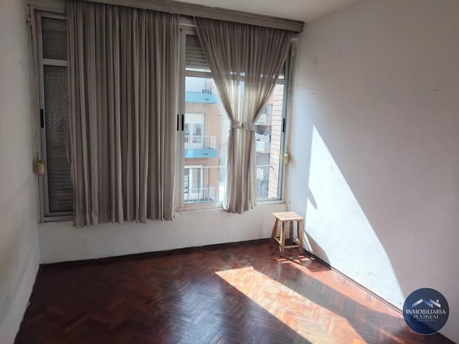 Alquiler Apartamento 2 dormitorios, en Cordón. · Foto 4