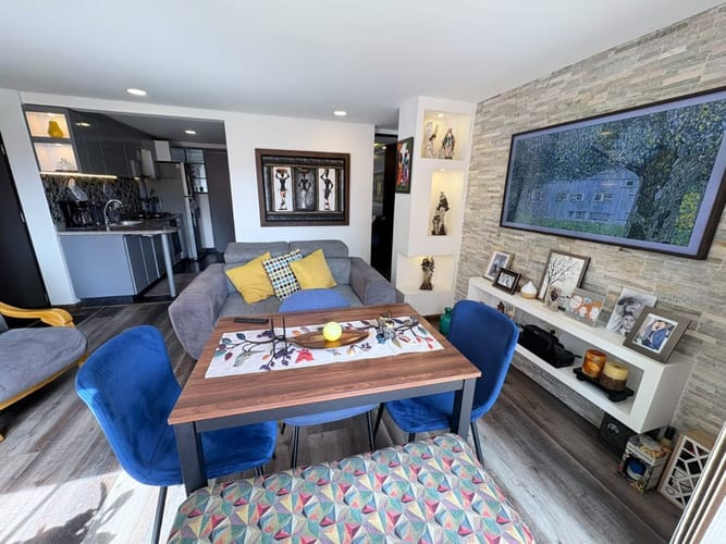 Apartamento de 3 alcobas en venta en Villa Del Prado, Bogotá, 70 m² · foto 2 de 23