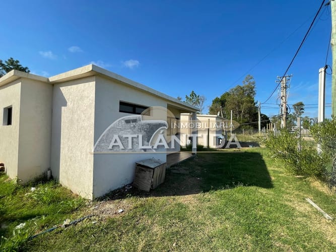 Alquiler Anual En Las Toscas Norte, Límite Con Atlántida 2 Dormitorios A Estrenar, Inmobiliaria Atlántida · Foto 2