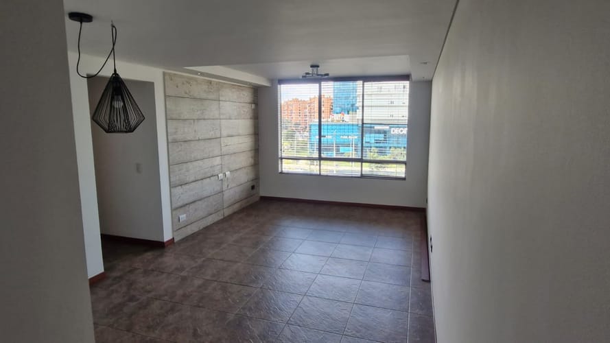 Apartamento de 3 alcobas en arriendo en Ciudad Salitre, Bogotá, 78 m² · foto 2 de 18