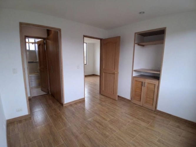 Apartamento de 3 alcobas en arriendo en Ciudad Salitre, Bogotá, 90 m² · foto 9 de 17