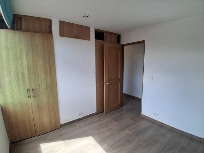 Apartamento de 3 alcobas en arriendo en Ciudad Salitre, Bogotá, 90 m² · foto 11 de 17