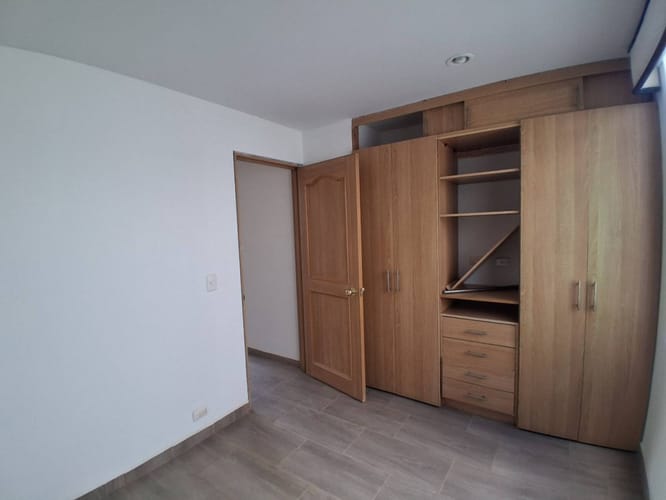 Apartamento de 3 alcobas en arriendo en Ciudad Salitre, Bogotá, 90 m² · foto 13 de 17