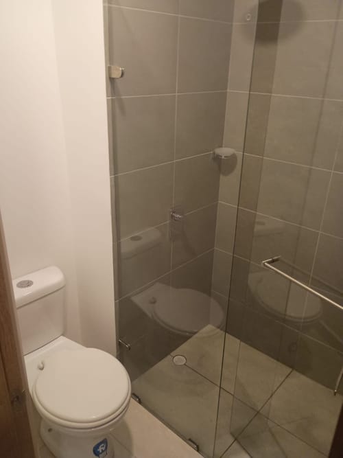 Apartaestudio en arriendo en La Floresta, Bogotá, 28 m² · foto 9 de 11