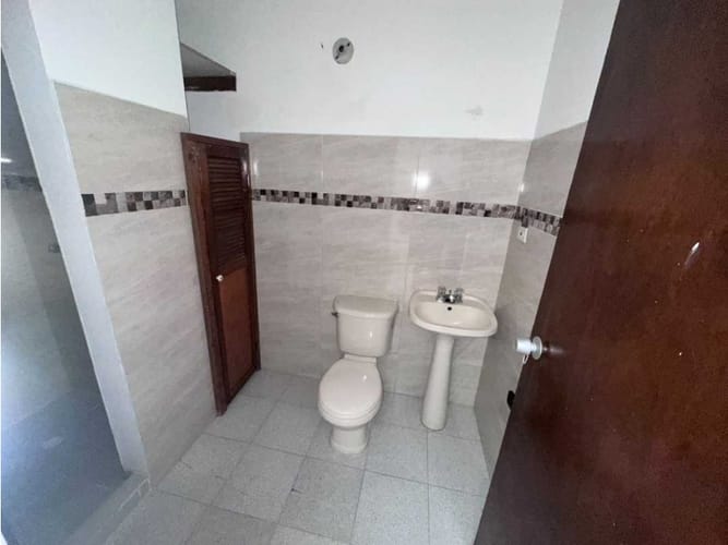 Apartamento de 2 alcobas en arriendo en Santa Mónica, Bogotá, 52 m² · foto 9 de 12