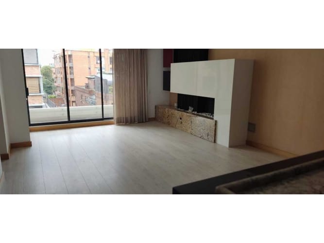 Apartamento de 3 alcobas en arriendo en Santa Paula, Bogotá, 129 m² · foto 2 de 24