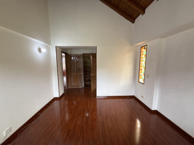 Casa de 5 alcobas en venta en Suba Urbano, Bogotá, 280 m² · foto 21 de 24