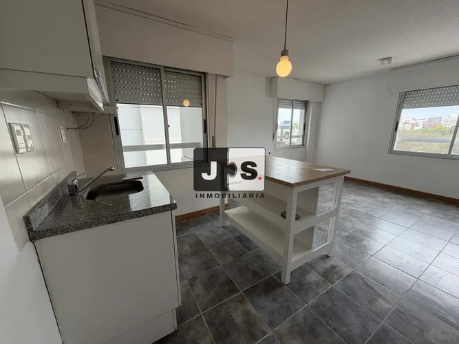 Alquilo Apartamento monoambiente Parque Rodó · Foto 4