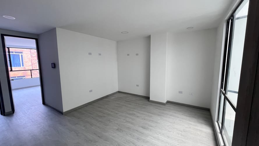 Apartamento de 2 alcobas en venta en La Granja, Bogotá, 58 m² · foto 3 de 19