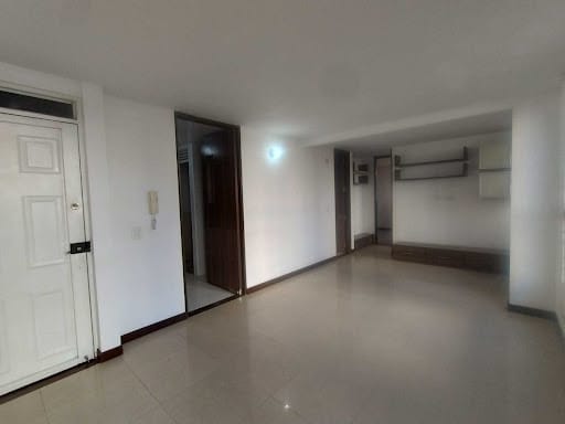 Apartamento de 3 alcobas en arriendo en El Plan, Bogotá, 48 m² · foto 4 de 20