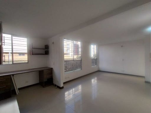Apartamento de 3 alcobas en arriendo en El Plan, Bogotá, 48 m² · foto 5 de 20