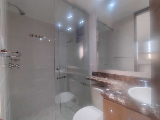 Apartamento de 3 alcobas en arriendo en El Plan, Bogotá, 48 m² · foto 9 de 20