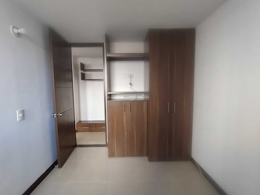 Apartamento de 3 alcobas en arriendo en El Plan, Bogotá, 48 m² · foto 11 de 20