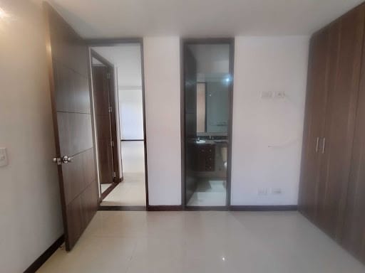 Apartamento de 3 alcobas en arriendo en El Plan, Bogotá, 48 m² · foto 14 de 20