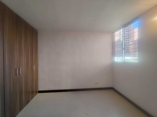 Apartamento de 3 alcobas en arriendo en El Plan, Bogotá, 48 m² · foto 16 de 20
