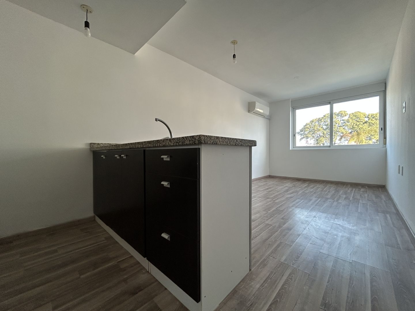 Venta apartamento monoambiente en puerto de buceo - Aanzicht 3