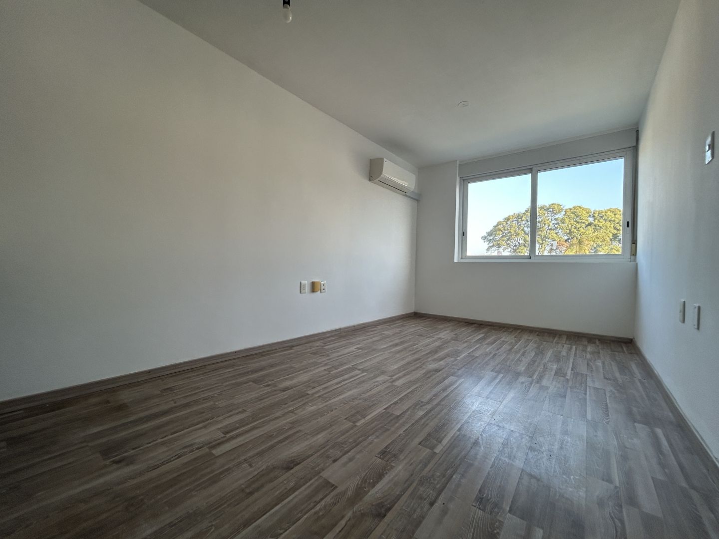 Venta apartamento monoambiente en puerto de buceo - Aanzicht 5
