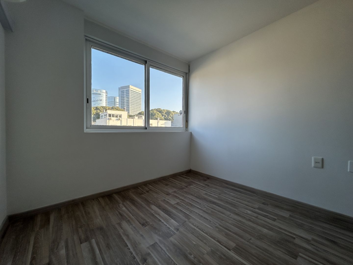 Venta apartamento monoambiente en puerto de buceo - Meer