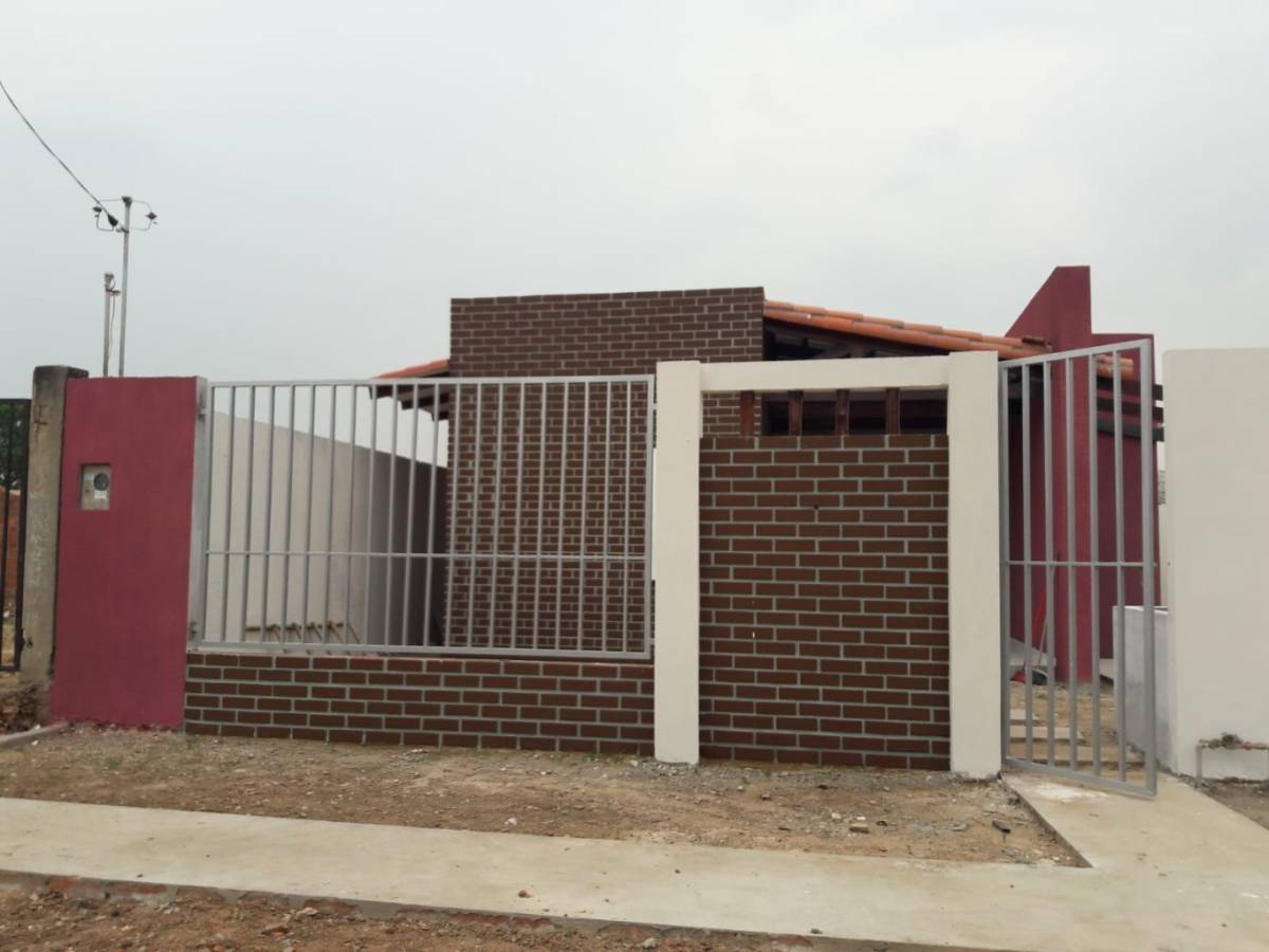 Casa En Venta En Av. Montecristo