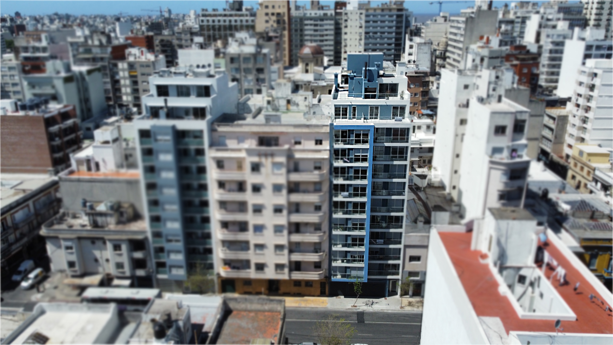 Excelente apartamento de 2 dormitorios en el centro, en edificio LEVEL 2, piso alto! - Ansicht 2