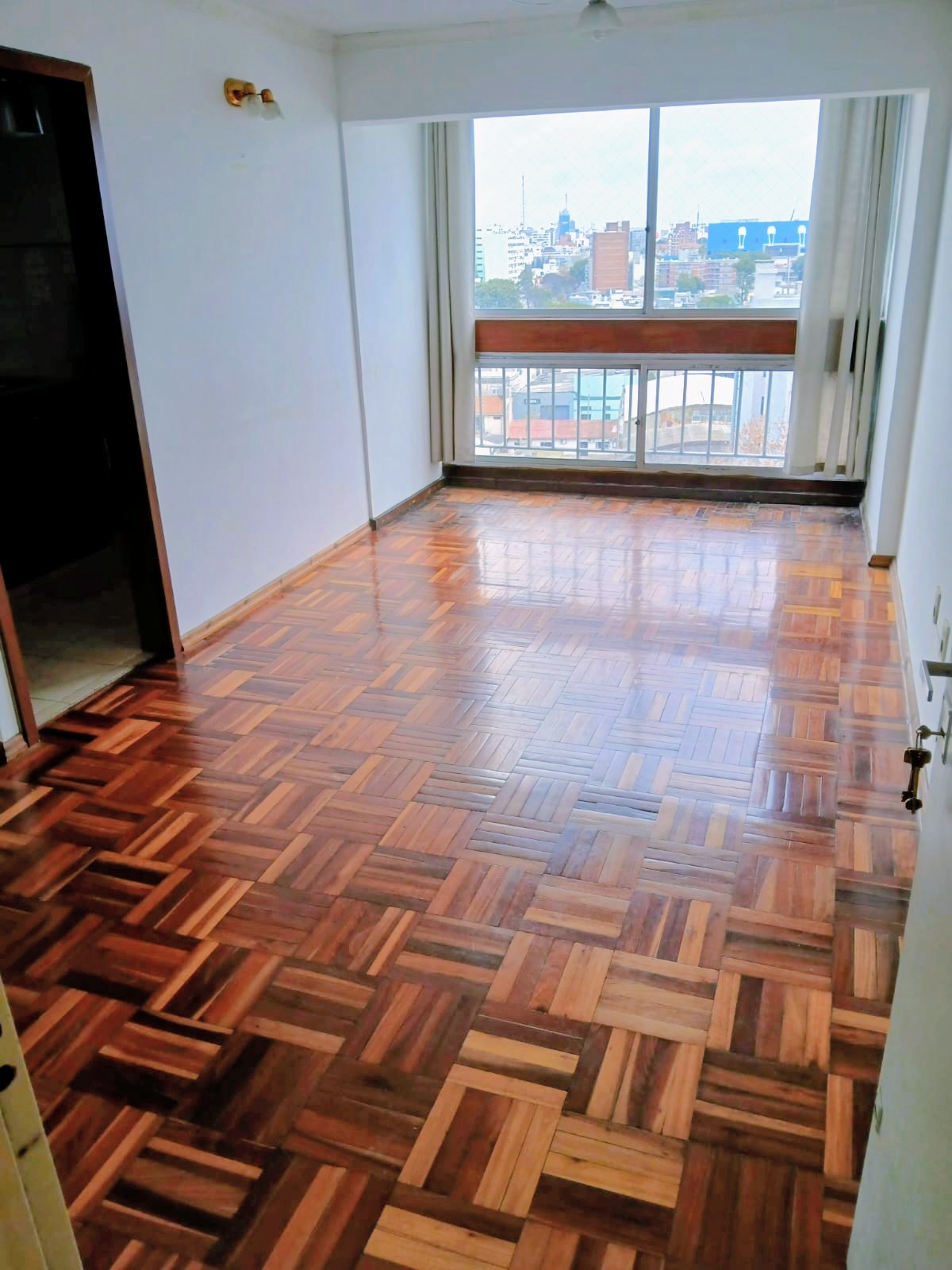 Dueño. Piso 10 Al Frente L.a.herrera 24hs Portería. Muy Seguro - Altro