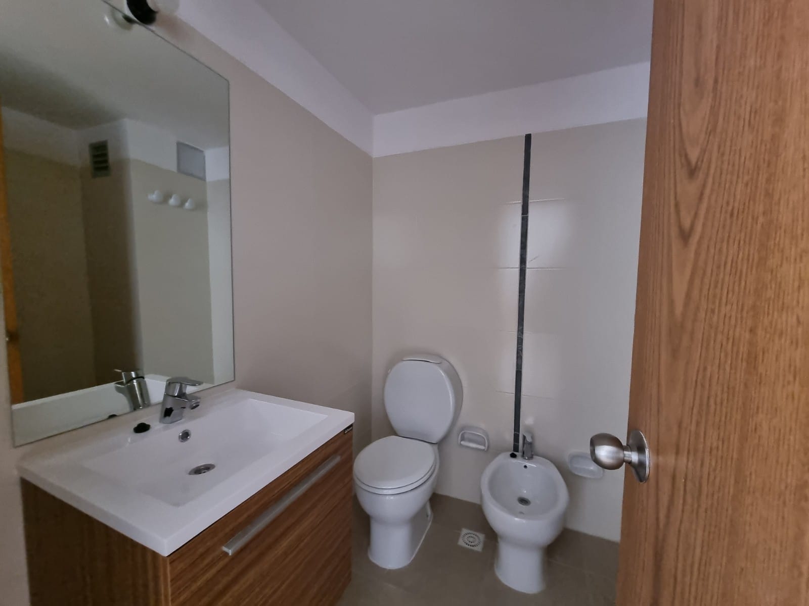 A Estrenar, Dos Dormitorios Con Garaje. Ref. #UF9C3 - InfoCasas.com.uy