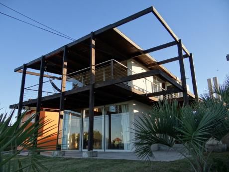 Casa En Punta Del Diablo!. Ref. #FACAF 