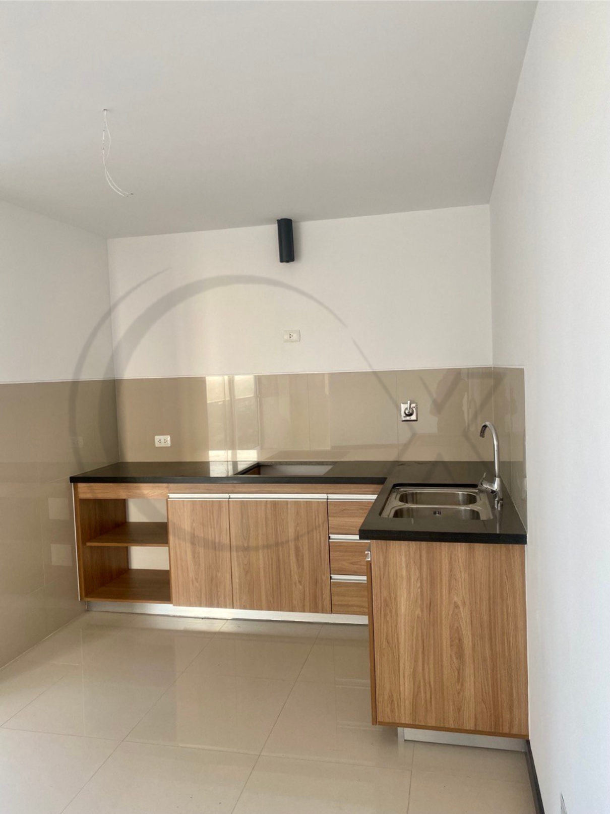 Departamento De 2 Dormitorios En Anticretico