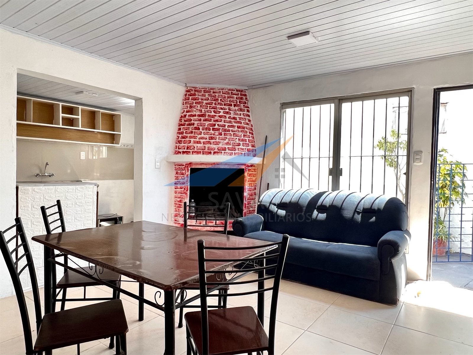 Alquiler Casa en P. H 1 Dormitorio Belvedere. Patio. Op. Amueblado