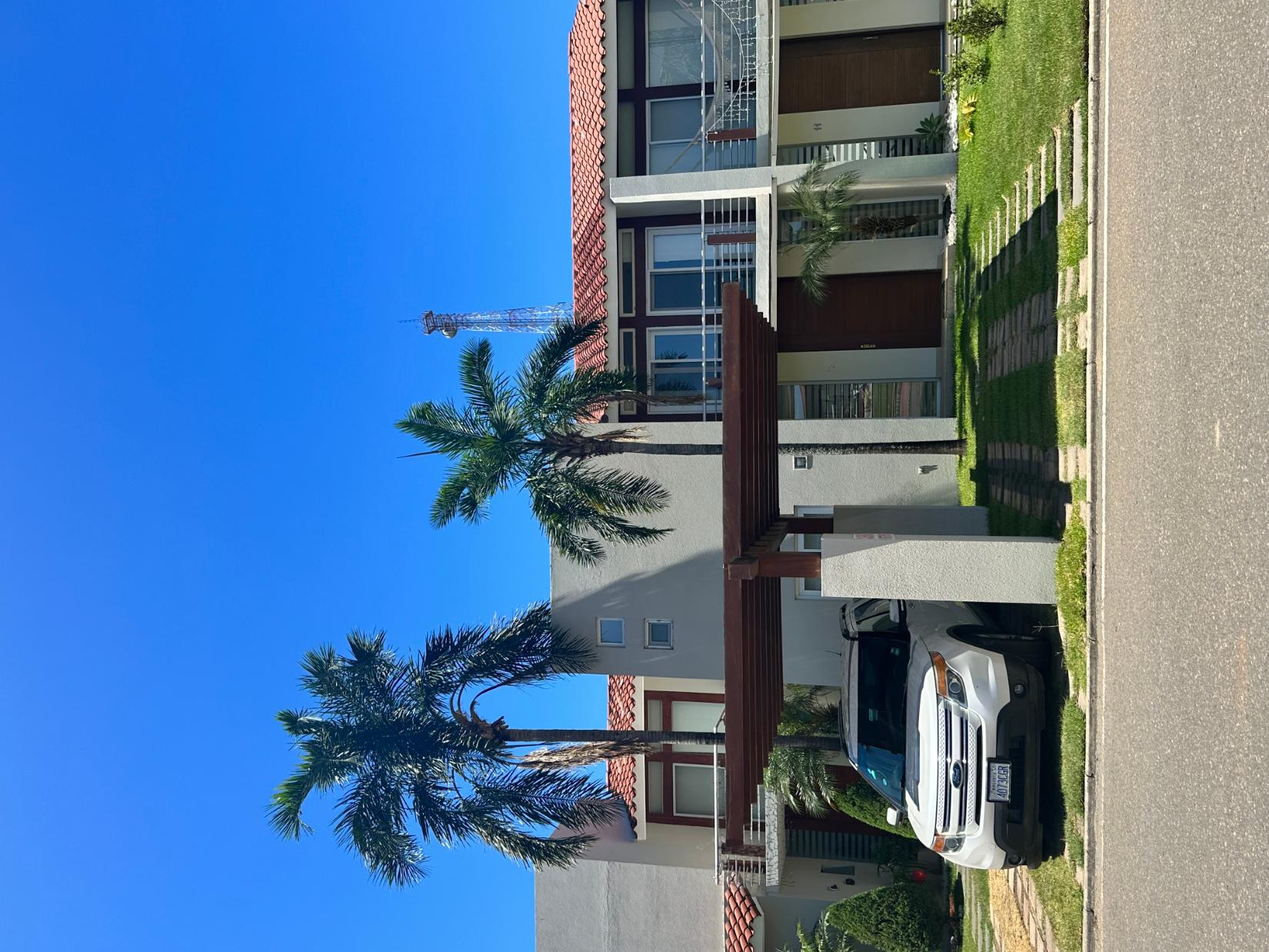 Casa En Venta Villa Toscana 4 Dormitorios Con Dependencias