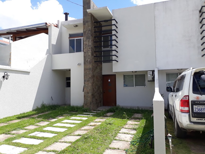 Hermosa Casa En Anticretico En 60.000 En Condominio Cerrado En