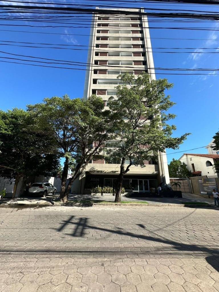 Departamento En Venta - Edificio Altos De La Sierra