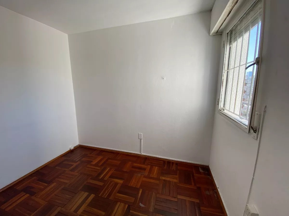 Venta Apartamento Pocitos Achiras Y Pagola Piso Alto Terraza Lavad - Widok 6