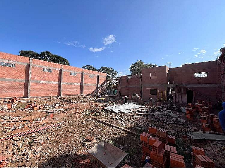 Alquilo Depósito de 700m2 a estrenar en MRA. Ref #U9DACF