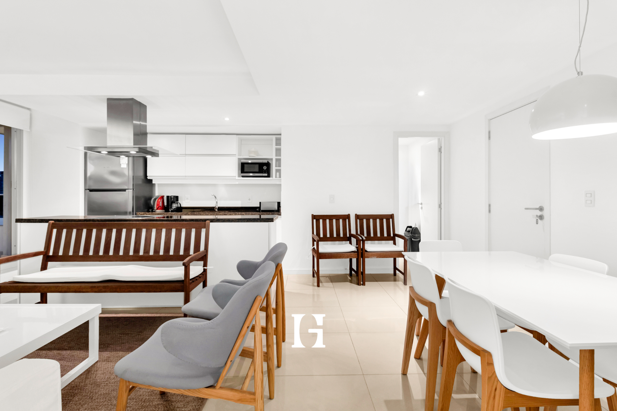Venta Apto 3 Dorm, 3 Baños, Balcón Y Garage Doble En Playa Brava - Aanzicht 2