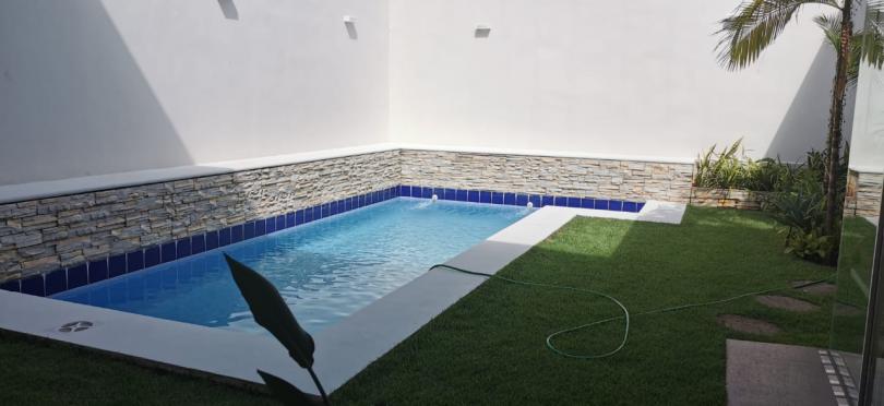 Casa Minimalista 3 Dormitorios En Suite Mariscal Estigarribia Con Piscina Ref N7b3d Infocasas Com Py