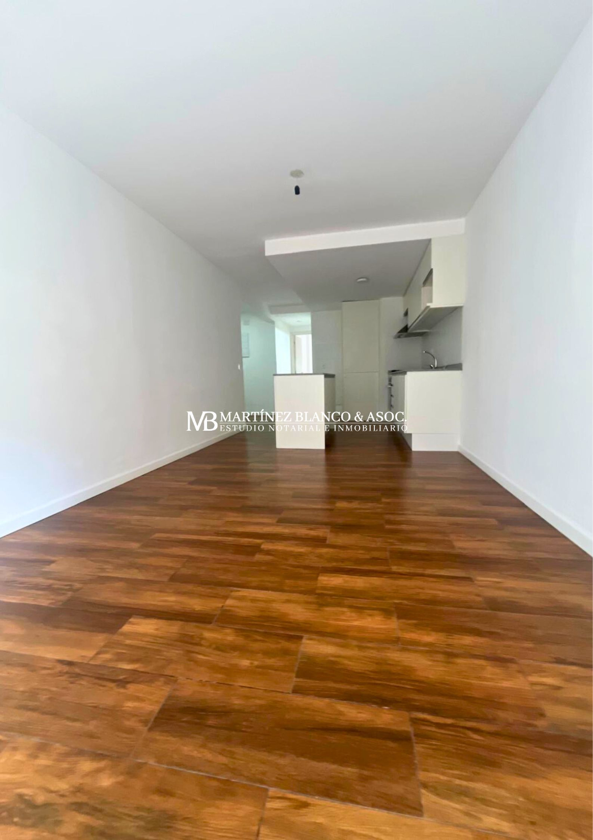 Apartamento En Venta En Centro, 1 Dormitorio, Terraza Al Frente. - Więcej