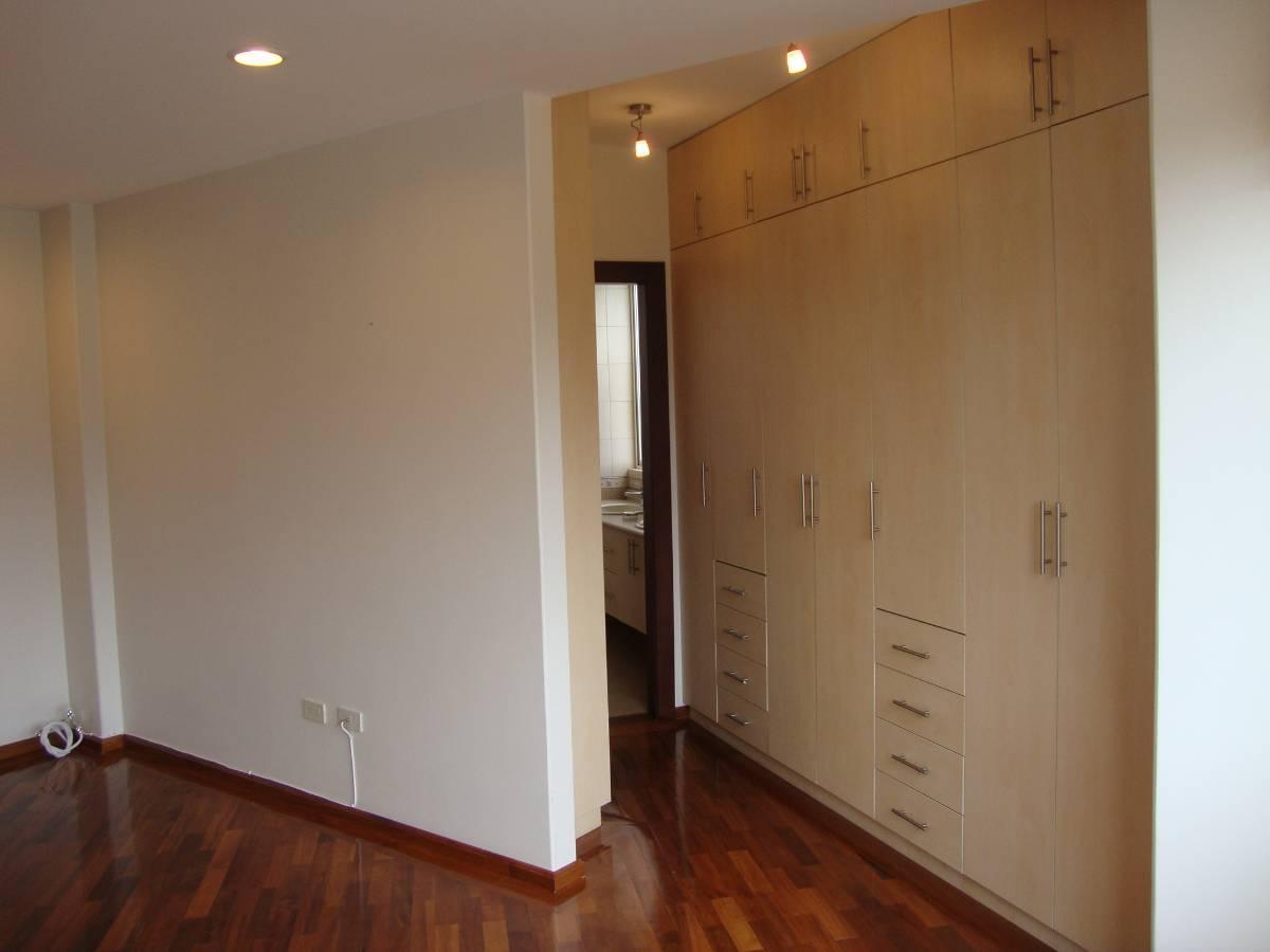 Alquiler de departamento en Surco, Av benavides 1400. Ref U9DEB