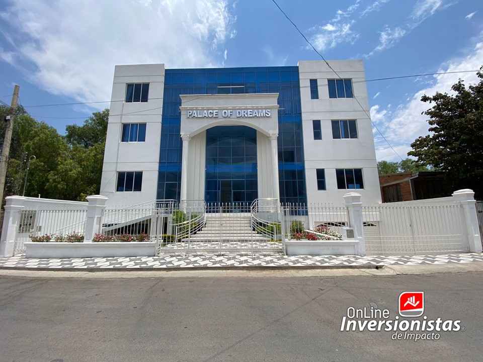 Salon De Eventos En Venta