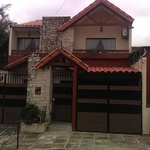 Casa En Venta Con Piscina