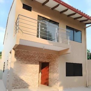 Casa A Estrenar En Venta Zona Norte 8vo Anillo